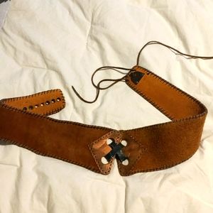 Vera size m vintage Brown whip stitch belt with copper accents